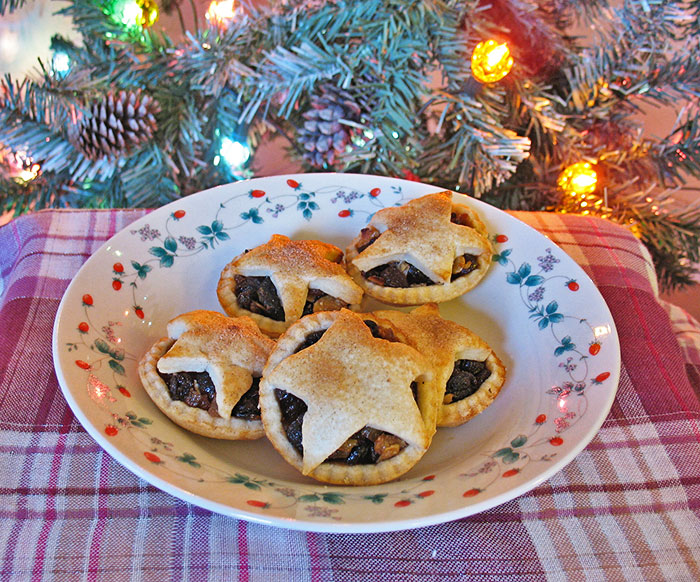 Cherry And Almond Mince Pies Lauren Gemmell Cherry And Almond Mince Pies Lauren Gemmell